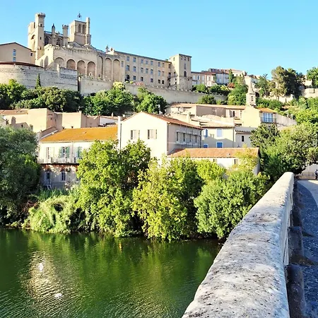 En Entier Avec Vue Imprenable Sur La Cathedrale